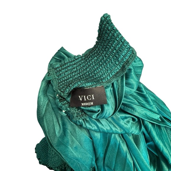 Vici Emerald Green Pleated Maxi Dress - Picture 6 of 6